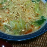 インスタントラーメンでサンラータン麺